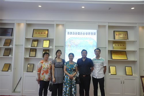 省林業(yè)廳科技外事處來(lái)我院指導(dǎo)工作