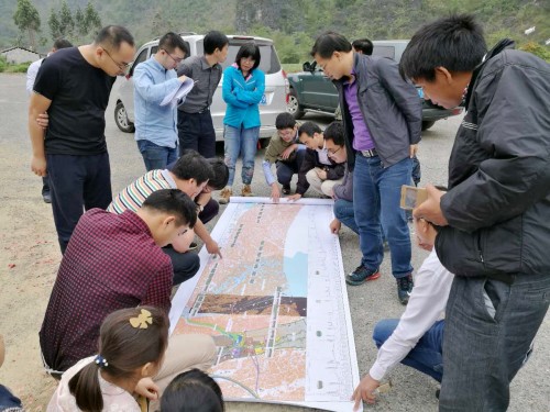 我院廣西賀州至巴馬高速公路（都安至巴馬段）項(xiàng)目工程地質(zhì)初步勘察工作順利通過(guò)預(yù)驗(yàn)收