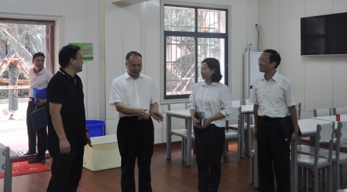 吳彥承副廳長來我院檢查指導安全生產(chǎn)工作