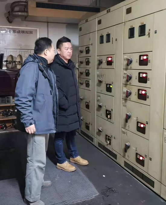 安全檢查_副本.jpg 安全檢查_副本.jpg